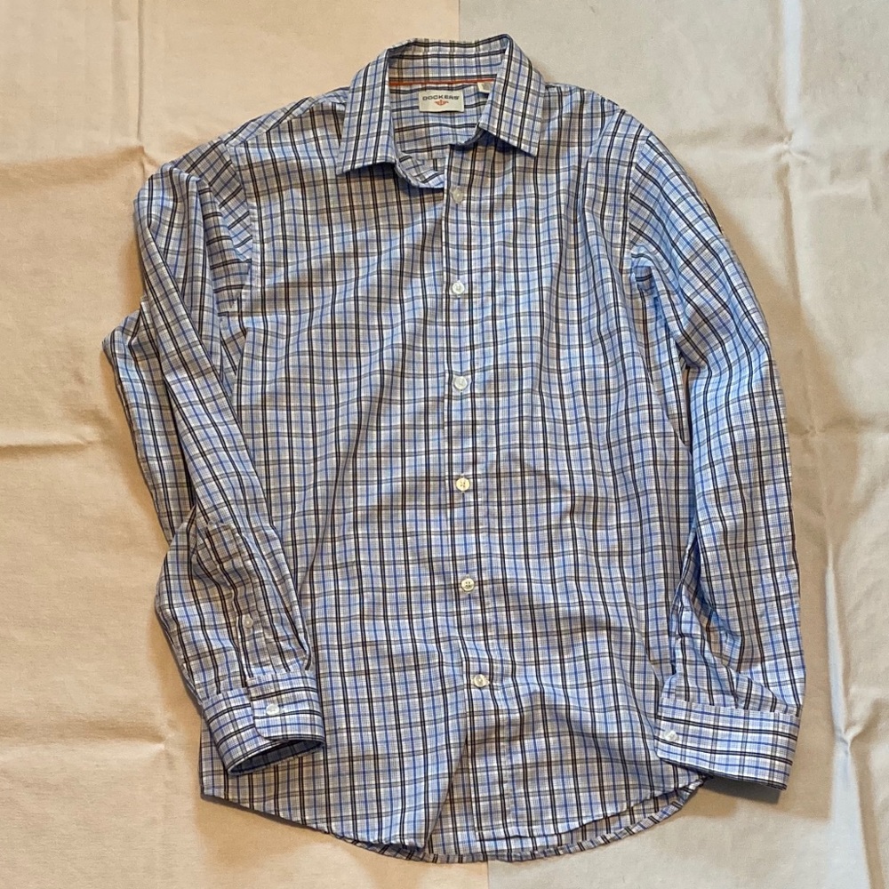 Dockers plaid blue white button down men’s S Shirt